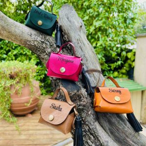 borsa in pelle porta sacchetti per per cani con incisione nome personalizzata